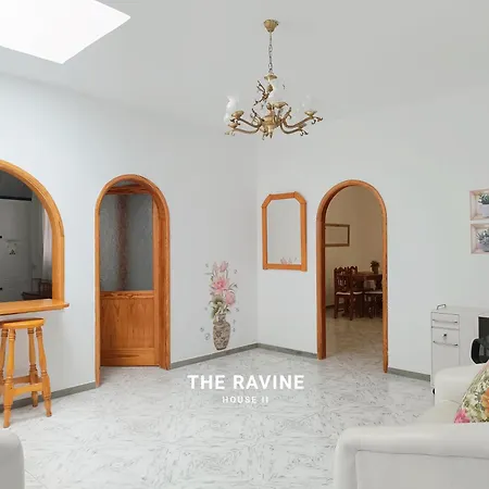 The Ravine House Ii *